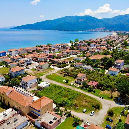 Atlantis Apartments Vrasná Zewnętrze zdjęcie