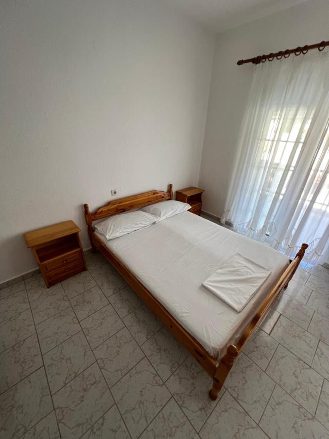 Atlantis Apartments Vrasná Zewnętrze zdjęcie