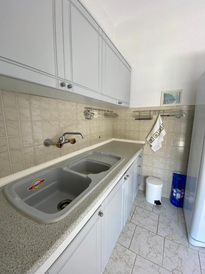 Atlantis Apartments Vrasná Zewnętrze zdjęcie