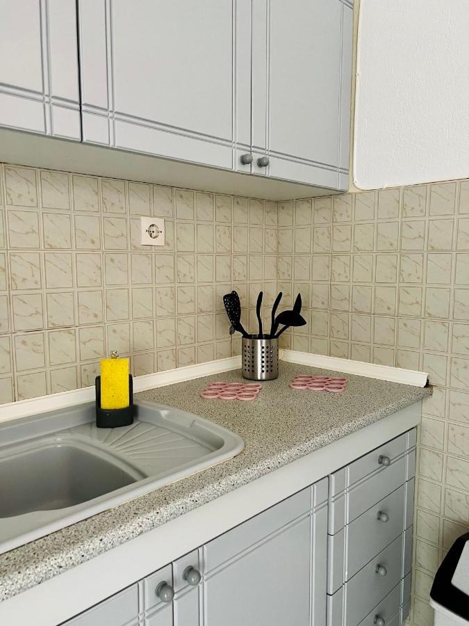 Atlantis Apartments Vrasná Zewnętrze zdjęcie