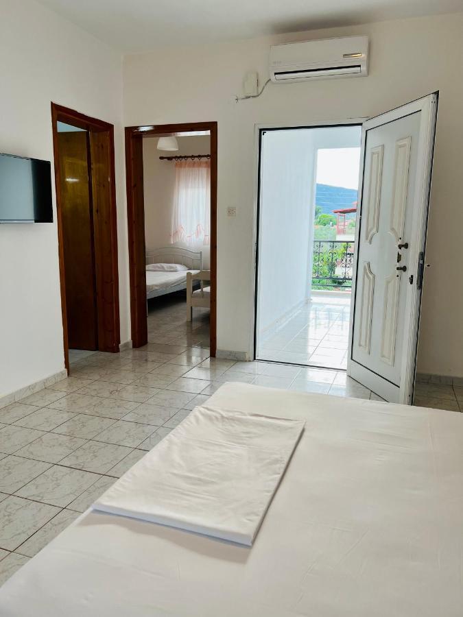 Atlantis Apartments Vrasná Zewnętrze zdjęcie